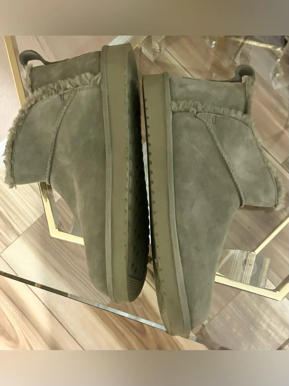 Koolaburra by UGG Mini Short Olive Green Suede Shearling Lined Ankle Booties 8